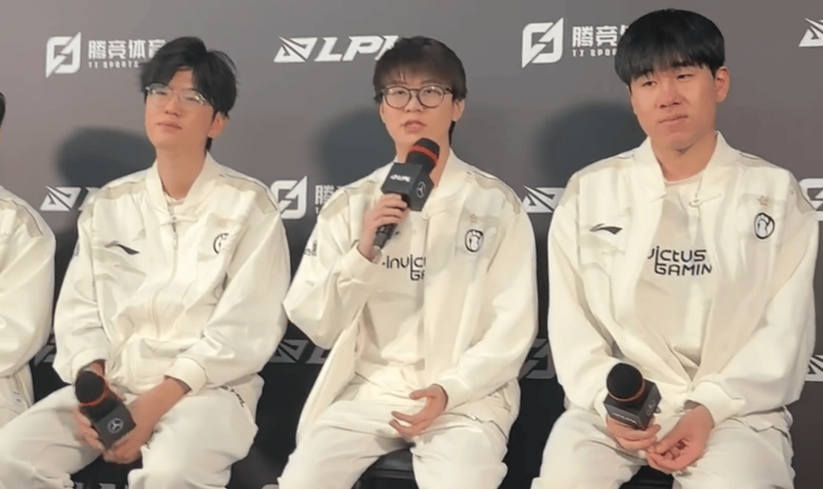 Rookie经典对决，Scout与40激战拜仁分钟，爆冷胜负难料！